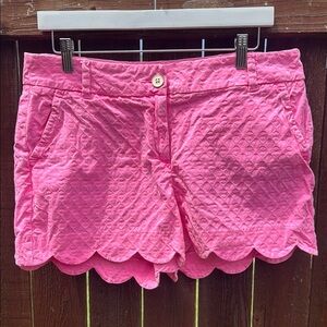 crown & ivy Pink Scalloped Women's Shorts
